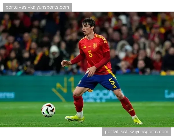 转会传闻:曼联、阿森纳均派出球探考察皇家社会后卫勒诺尔芒 转会传闻:曼联、阿森纳均派出球探考察皇家社会后卫勒诺尔芒